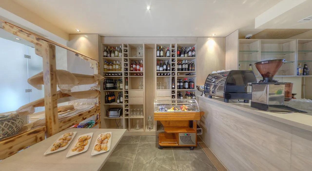 Ddream Hotel Saint Julian's 3*,